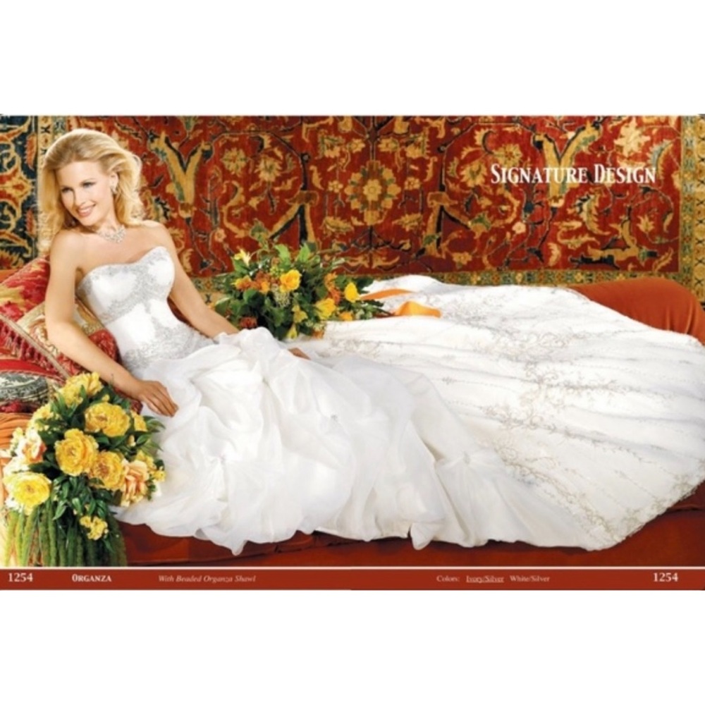 Swarovski Crystal Wedding Dress Private Label by G - Picture 5 of 12